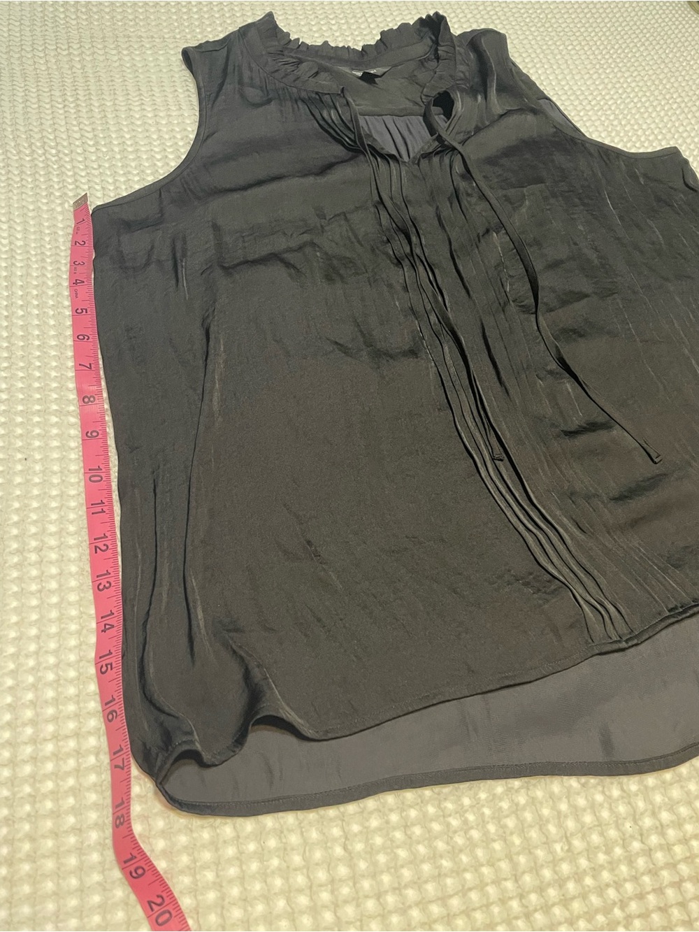 Simply Vera Vera Wang Classic Black Top - Picture 9 of 9